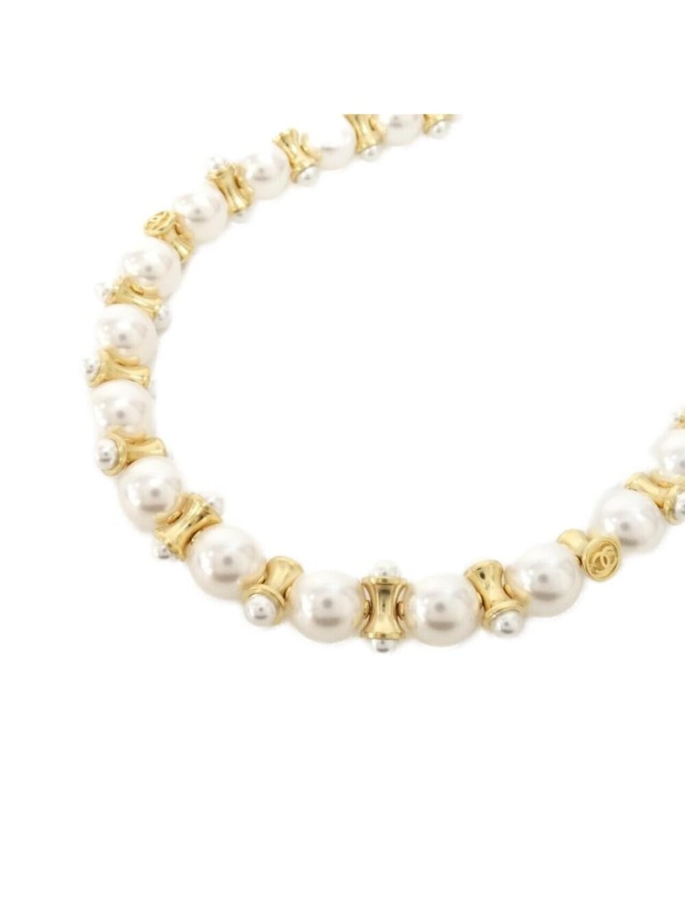 Chanel Necklace Gold